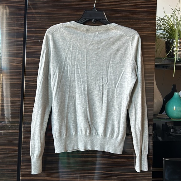 EUC banana republic soft and sophisticate cardigan sweater. Size medium. - Picture 6 of 7